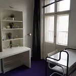 Private Bedroom Near Alexanderplatz In Sharing Berlim