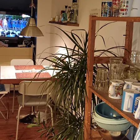 Private Bedroom Near Alexanderplatz In Sharing 民宿 *