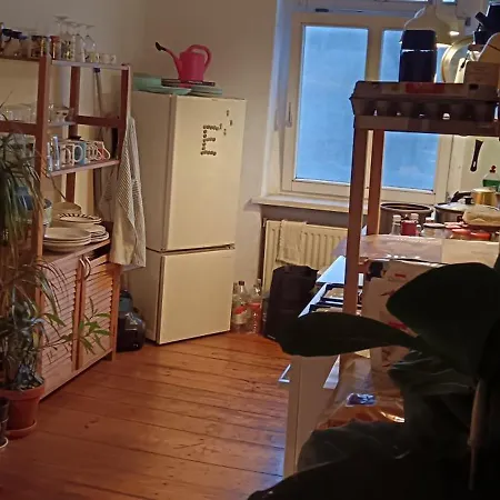 Private Bedroom Near Alexanderplatz In Sharing * 柏林