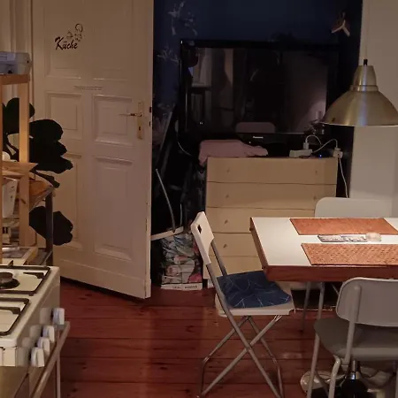 Private Bedroom Near Alexanderplatz In Sharing * 柏林