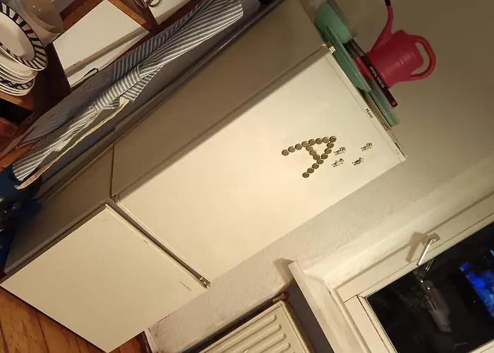 홈스테이 Private Bedroom Near Alexanderplatz In Sharing